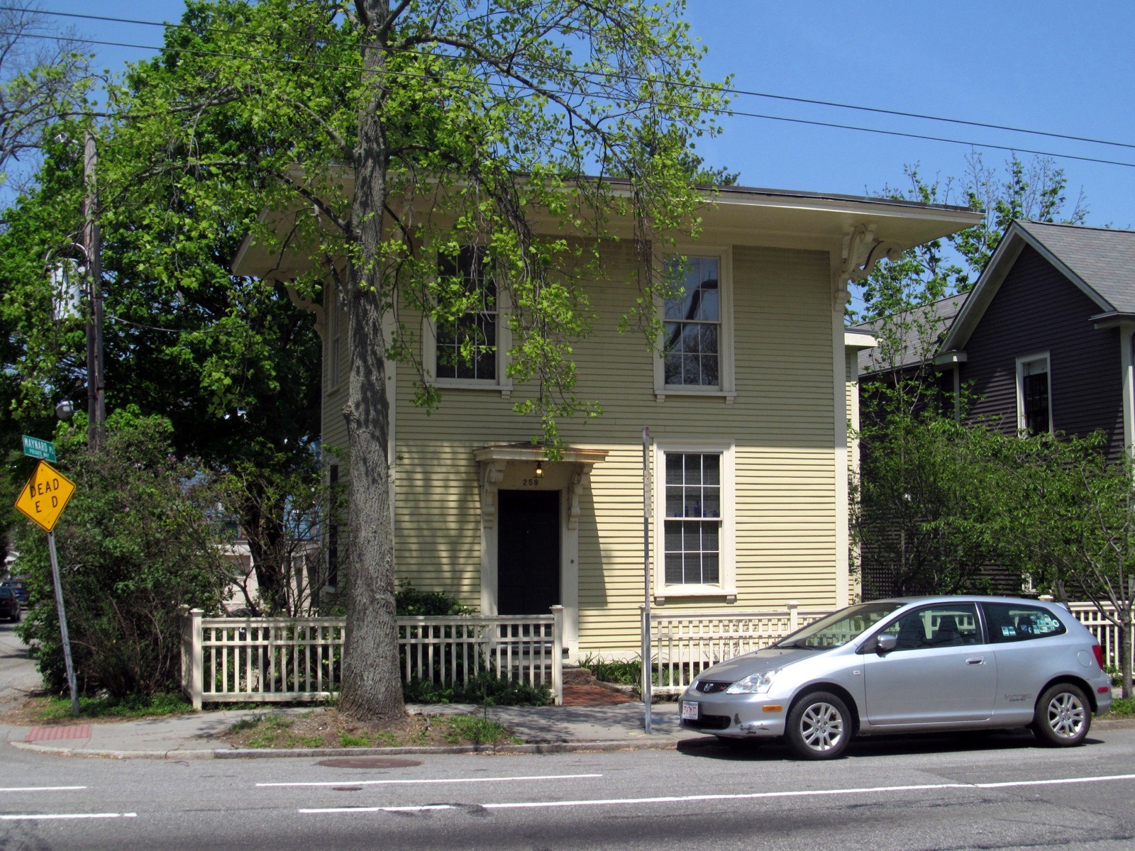 An Italianate house close to the pavement on Mount Auburn Street, typical of the tight lots our Watertown bathroom remodeling work happens on